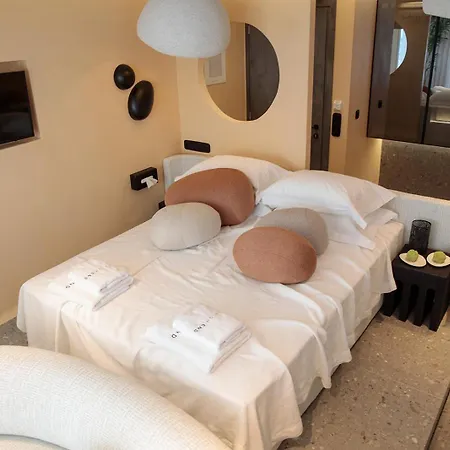 Apartment High End Unique 270 Degree Aerial Sea View