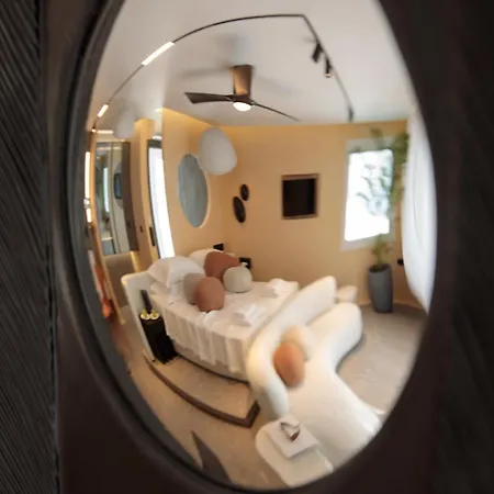 High End Unique 270 Degree Aerial Sea View Apartment *