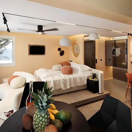 Apartment High End Unique 270 Degree Aerial Sea View *