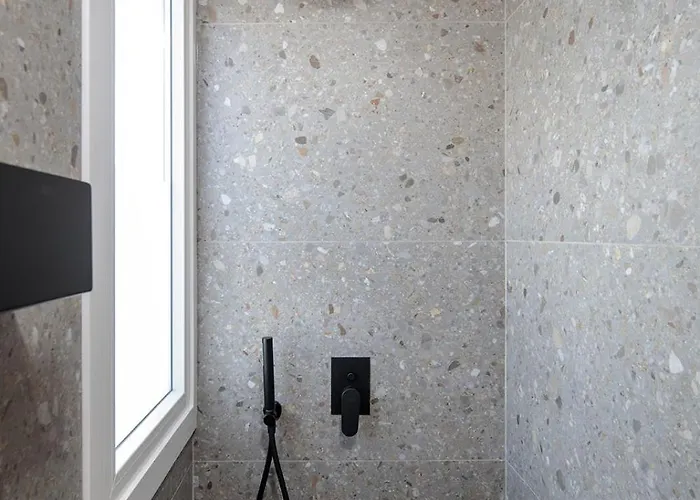 Apartment High End Unique 270 Degree Aerial Sea View *